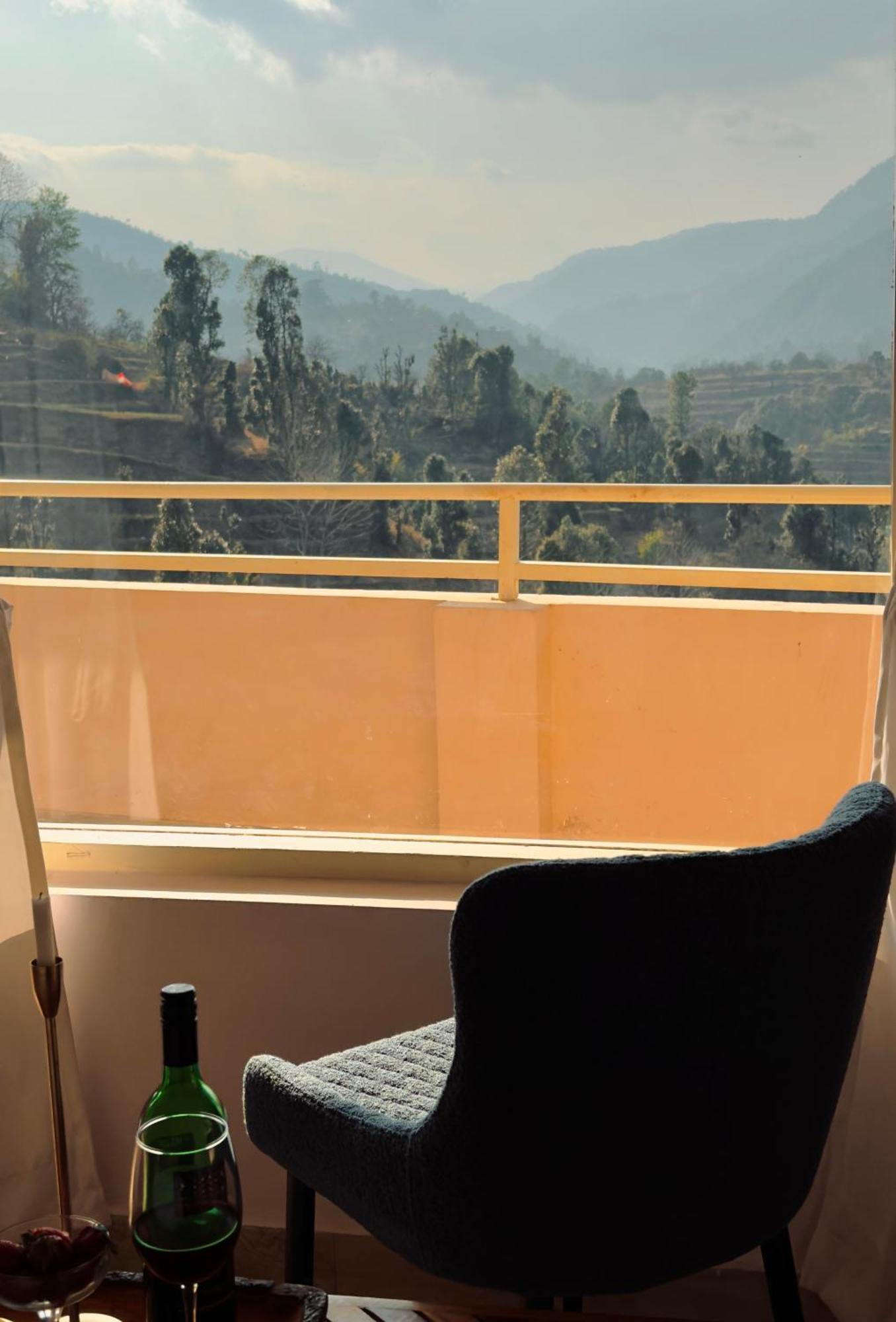 Nazaara -Thhpsociety - Mukteshwar - Witness The View From Your Bed Exterior photo